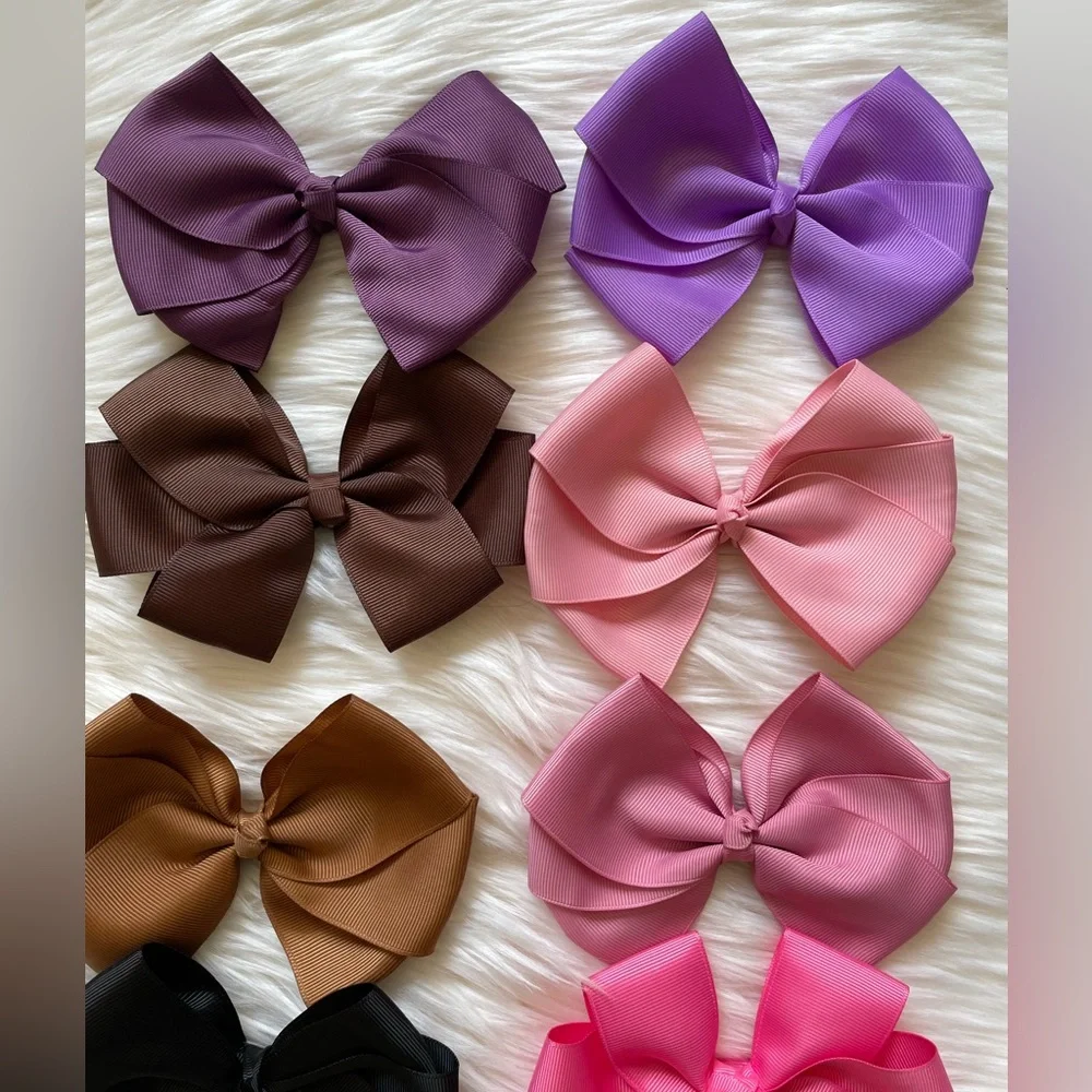 Large hair bow lot